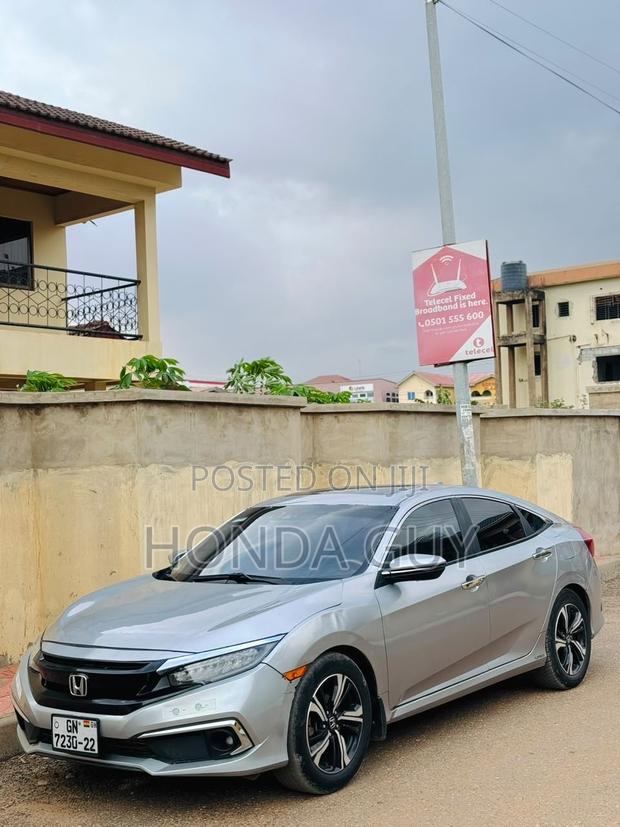 Honda Civic Touring 4dr Sedan (1.5L 4cyl) 2017 Silver