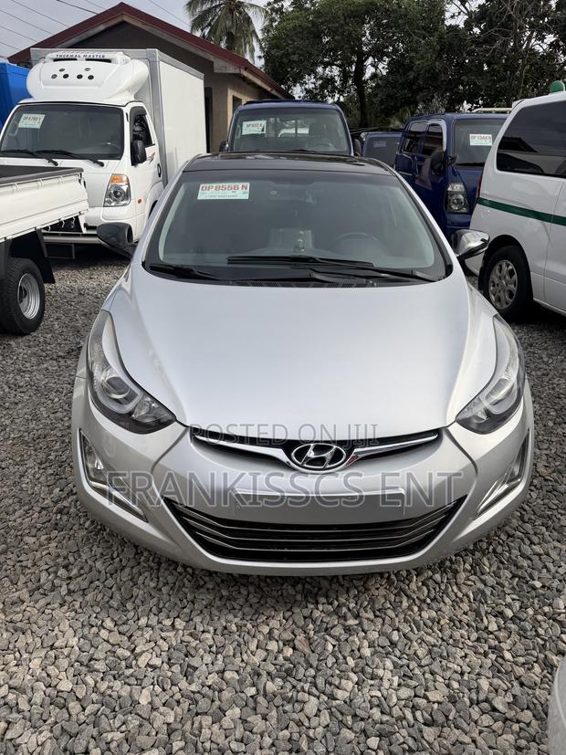 Hyundai Avante 2015 Gray