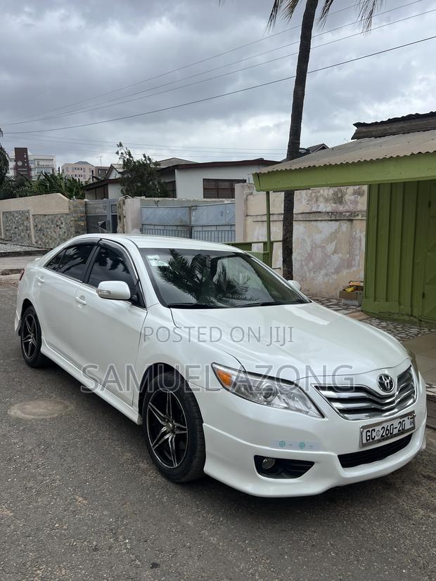 Toyota Camry LE 4dr Sedan (2.5L 4cyl 6AM) 2010 White