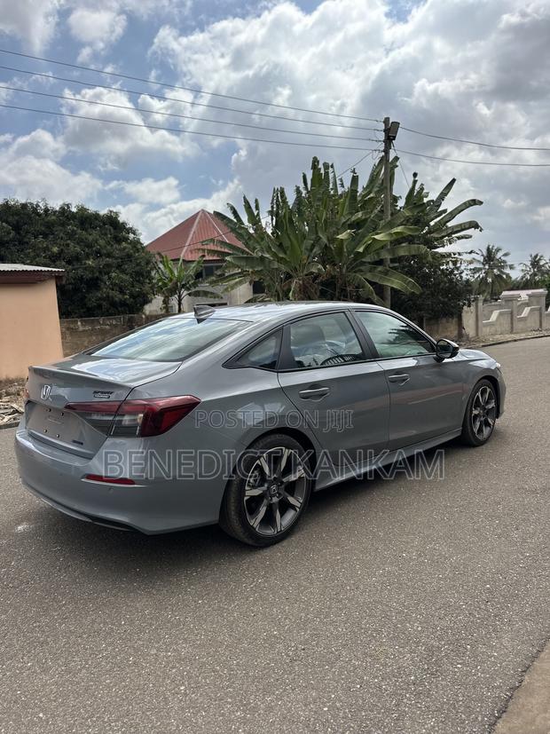Honda Civic Sport Touring Hybrid Sedan 2026 Gray