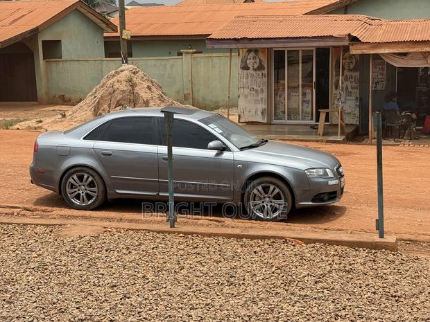 Audi A4 2.0 T FSi Quattro Automatic 2008 Gray