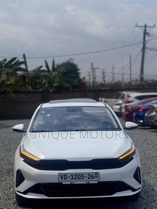 Kia K4 2025 White