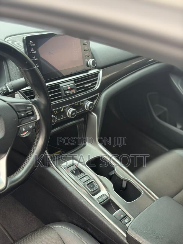 Honda Accord Sport 2.0T 2022 White