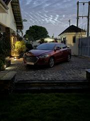 Hyundai Elantra Limited Sedan FWD (2.0L 4cyl 6A) 2017 Red for sale