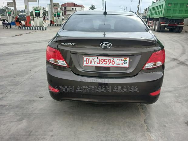Hyundai Accent SE Sedan 2016 Brown