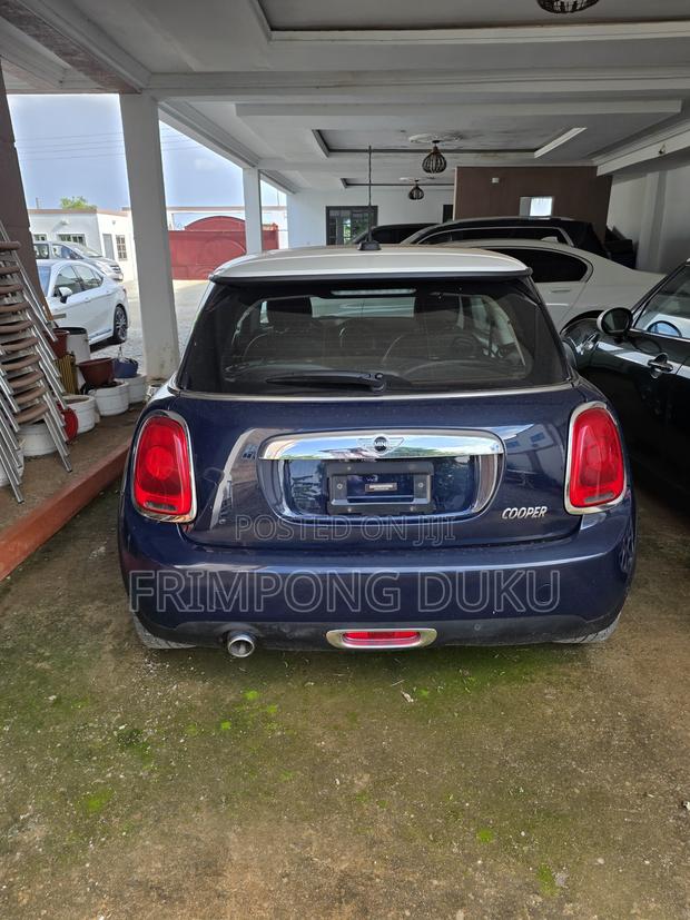 Mini Cooper 2016 Blue