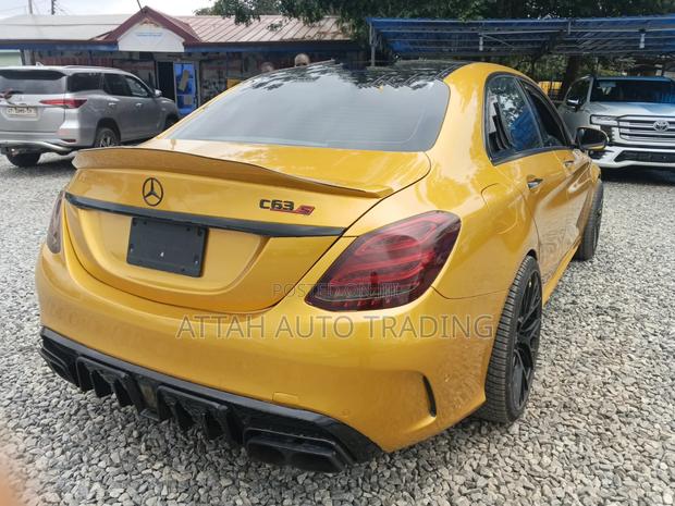 Mercedes-Benz C63 2016 Yellow