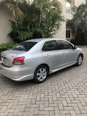 Toyota Yaris Base Sedan 4dr 2010 Silver for sale