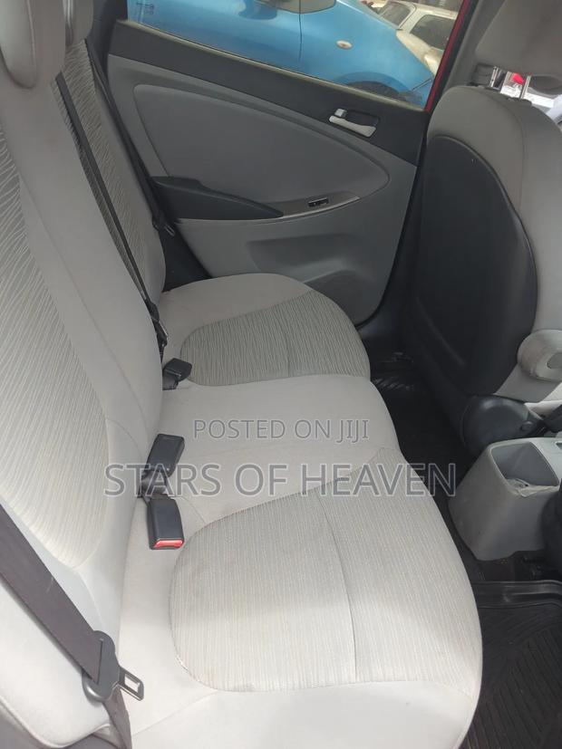 Hyundai Accent 2015 Red