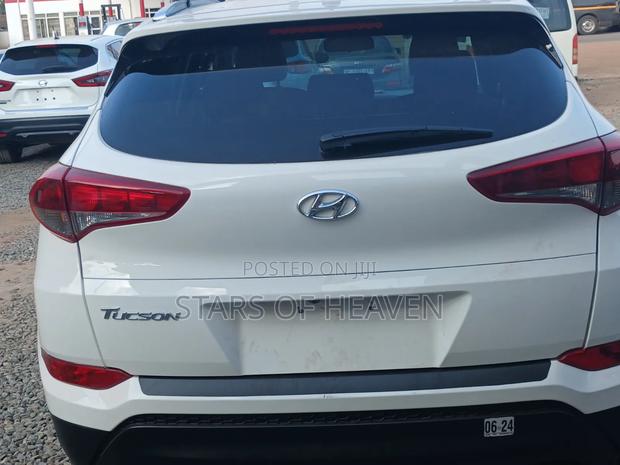 Hyundai Tucson 2017 White