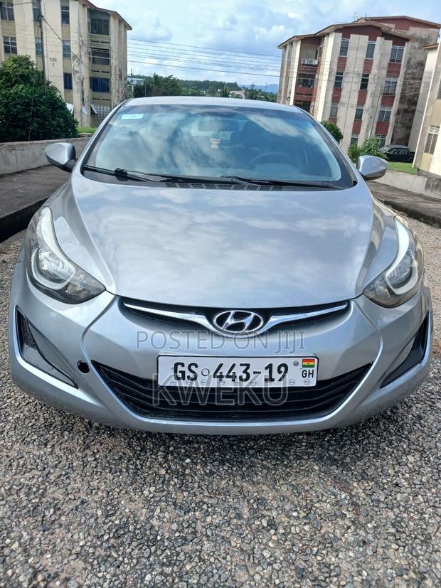 Hyundai Elantra 2016 Silver
