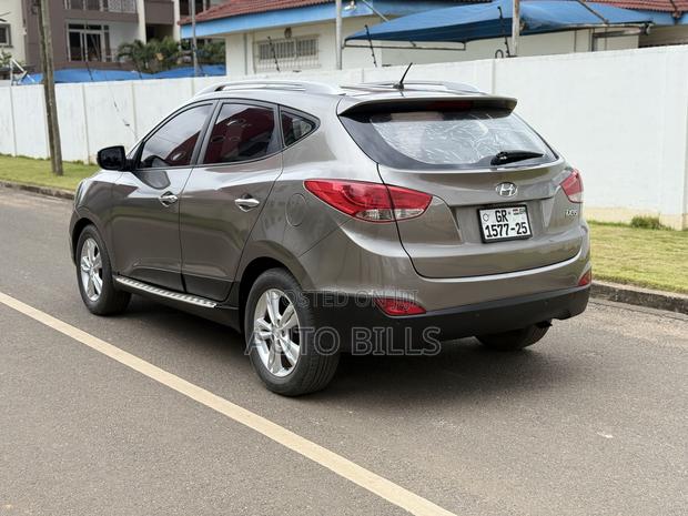 Hyundai Tucson 2013 Gray