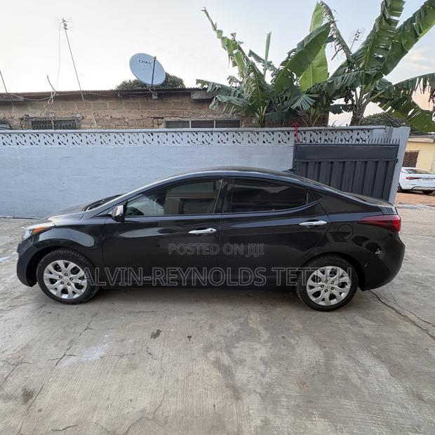 Hyundai Elantra Limited 4dr Sedan (1.8L 4cyl 6A) 2014 Black