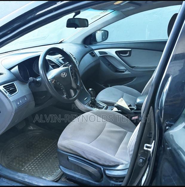 Hyundai Elantra Limited 4dr Sedan (1.8L 4cyl 6A) 2014 Black