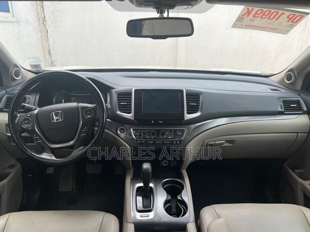 Honda Pilot EX AWD 2018 White