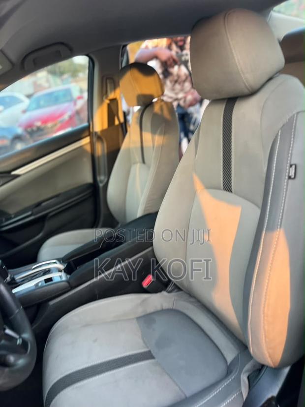Honda Civic EX 4dr Sedan (2.0L 4cyl) 2017 Gray