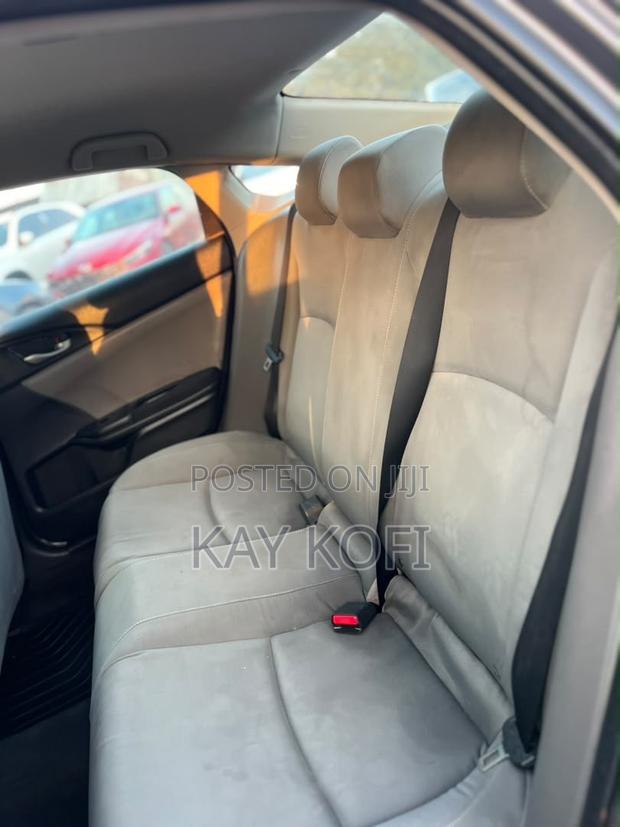 Honda Civic EX 4dr Sedan (2.0L 4cyl) 2017 Gray