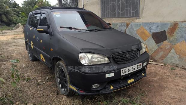 Kia Carens 2002 Black