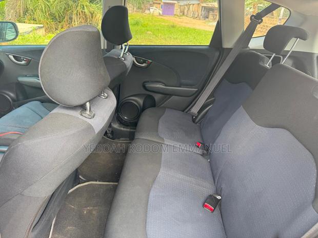 Honda Fit 2010 Silver