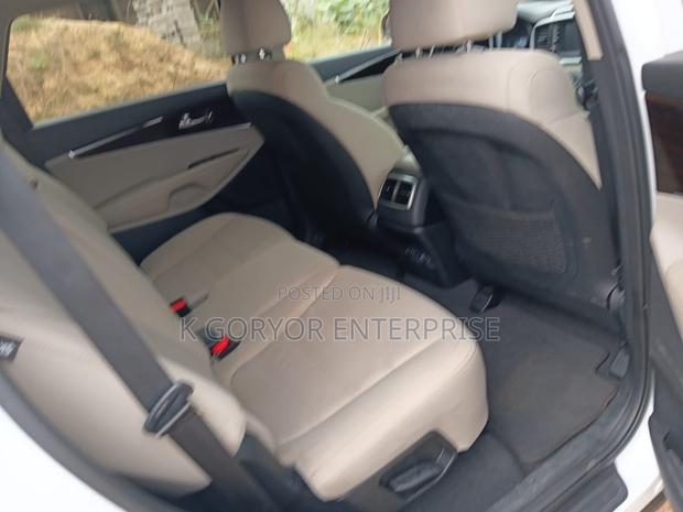 Kia Sorento 2019 White