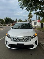 Kia Sorento 2019 White for sale