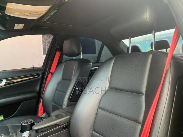 Mercedes-Benz C250 2014 Black