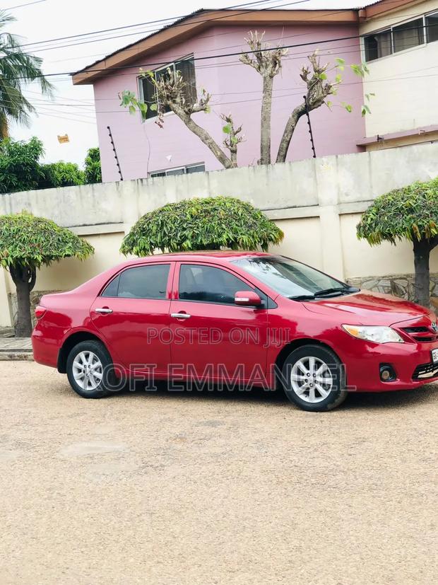 Toyota Corolla 2012 Red