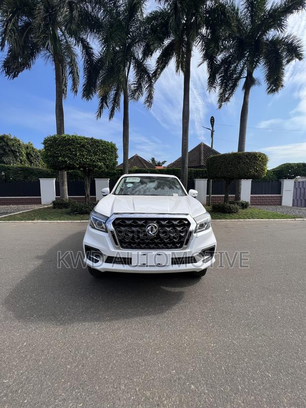 New Dongfeng Rich Excellence Edition 2026 White