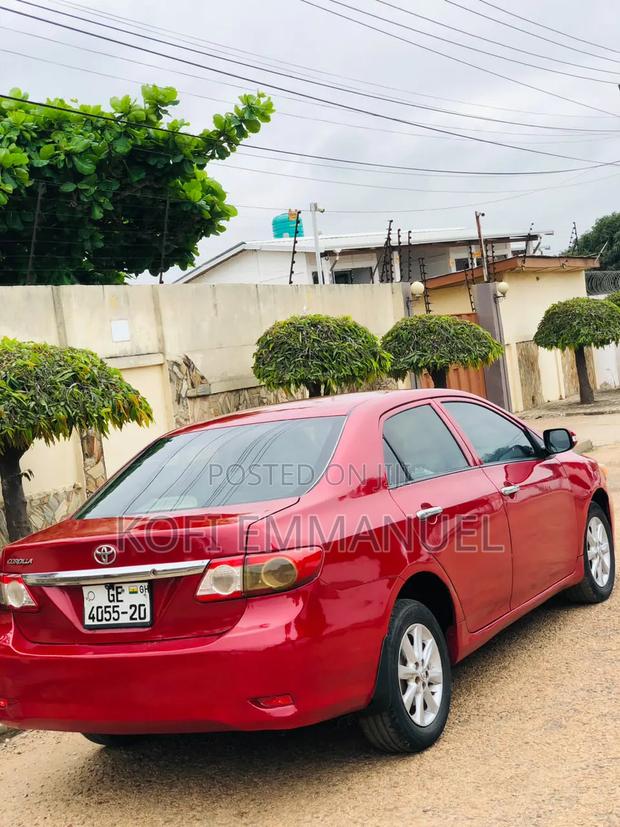 Toyota Corolla 2012 Red