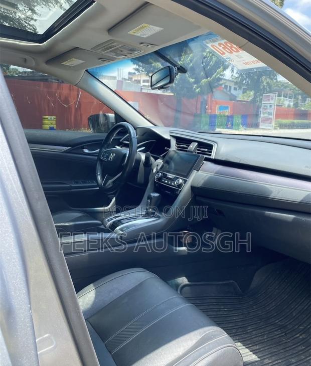 Honda Civic EX-L 4dr Sedan (1.5L 4cyl) 2017 Gray