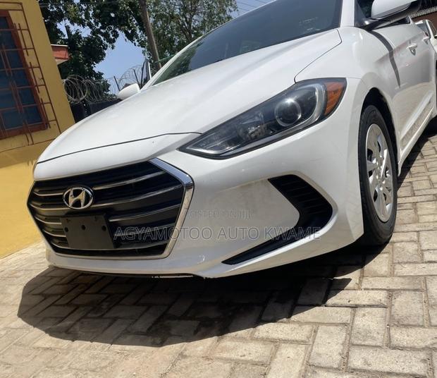 Hyundai Elantra ECO 2018 White