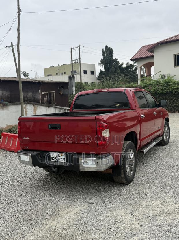 Toyota Tundra SR 4dr Double Cab 4WD LB (5.7L 8cyl 6A) 2015 Red