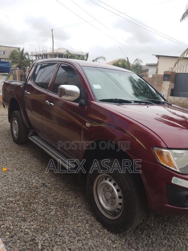 Mitsubishi L200 Double Cab 2.5 136hp 2012 Burgundy