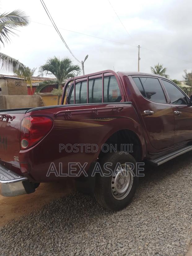 Mitsubishi L200 Double Cab 2.5 136hp 2012 Burgundy