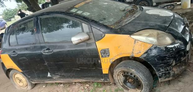 Toyota Vitz 2010 Black