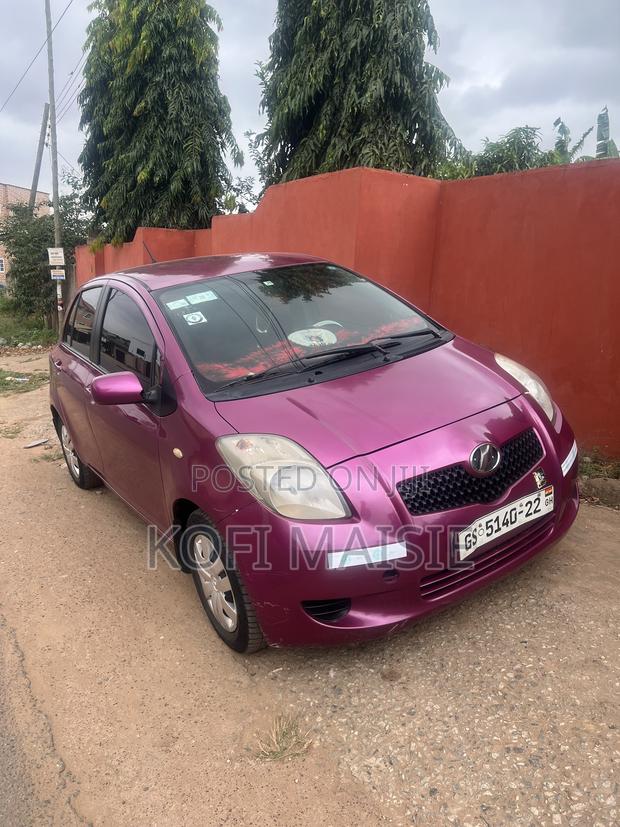 Toyota Vitz 1.0 FWD 3dr 2010 Purple