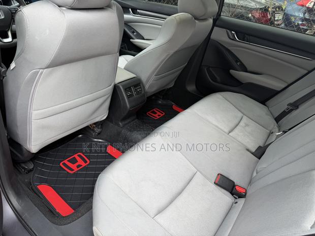 Honda Accord EX-L (1.5L 4cyl Turbo CVT) 2019 Gray