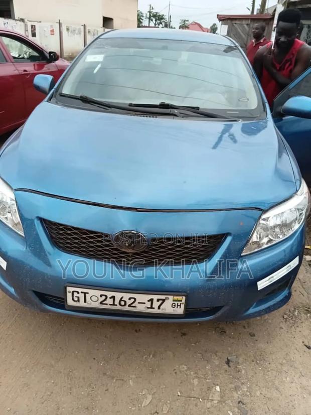 Toyota Corolla 2010 Blue