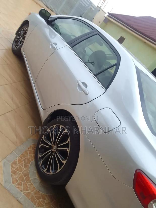 Toyota Corolla LE 4dr Sedan (1.8L 4cyl 4A) 2013 Silver