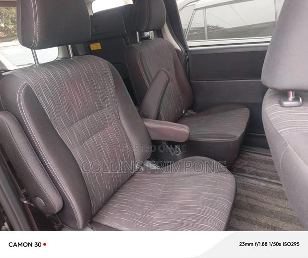 Toyota Voxy 2013 Black