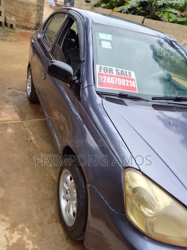 Toyota Echo Sedan 2005