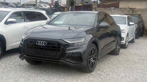 Audi Q8 2021 Beige