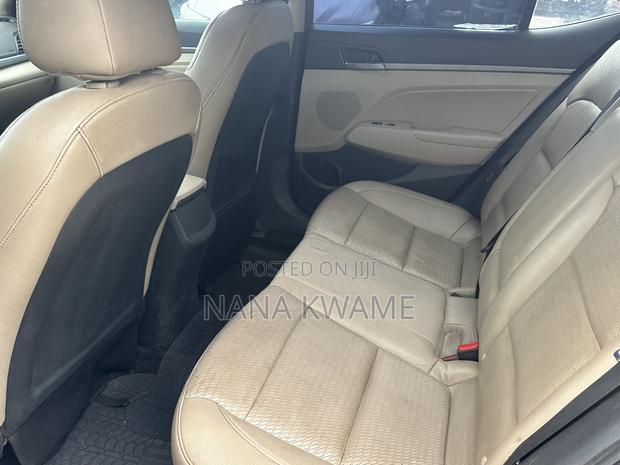 Hyundai Elantra Limited 2018 Red