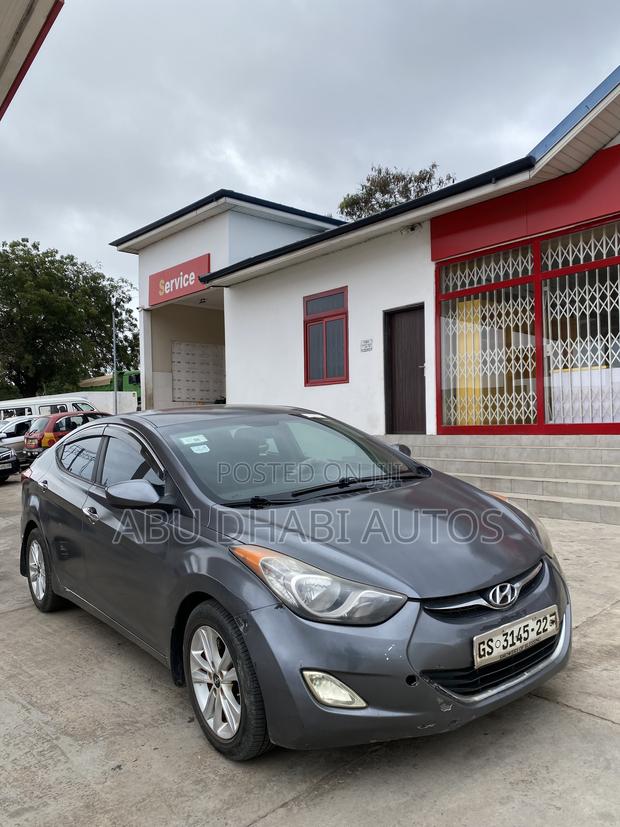 Hyundai Elantra GLS Sedan FWD (1.8L 4cyl 6A) 2013 Gray