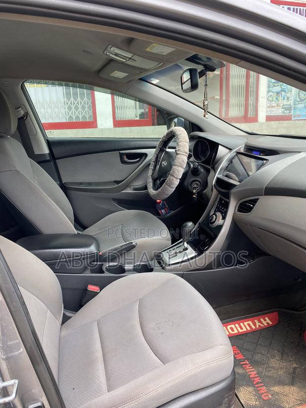 Hyundai Elantra GLS Sedan FWD (1.8L 4cyl 6A) 2013 Gray