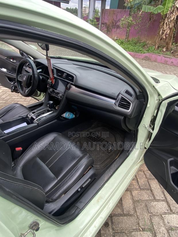 Honda Civic Touring 4dr Sedan (1.5L 4cyl) 2017 Green
