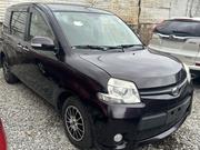 Toyota Sienta 1.5 AWD (6-seater) 2016 Black for sale