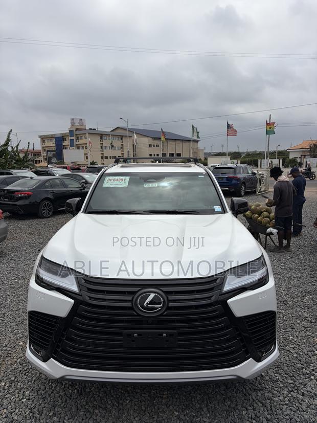 Lexus LX 500d 2026 White