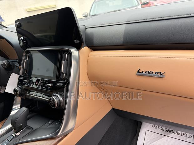 Lexus LX 500d 2026 White