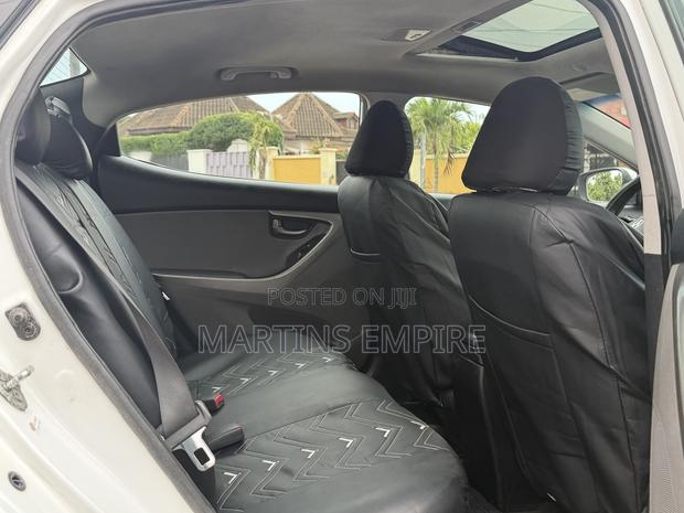 Hyundai Elantra Limited Sedan FWD (1.8L 4cyl 6A) 2013 White
